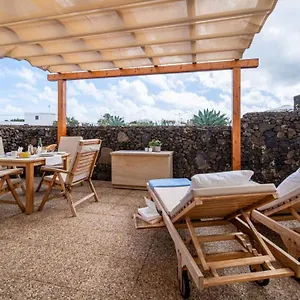 Casa Margarita 2 , Mala España